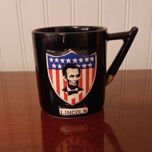 Vintage LINCOLN mug